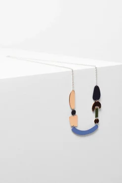 Colda Necklace