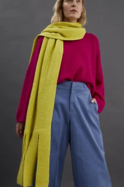 Kabrit Scarf