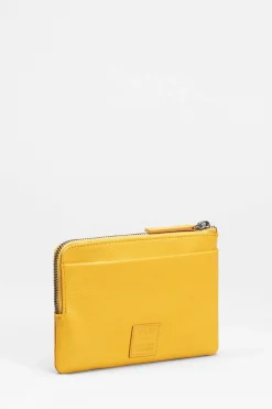 Kaia Pouch