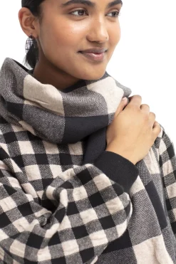Karo Sweater