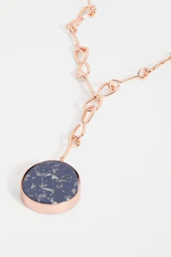 Kriis Necklace