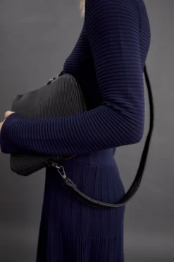 Lisser Crossbody Bag