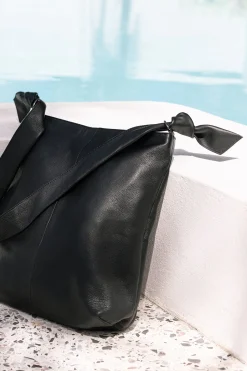 Meka Tote