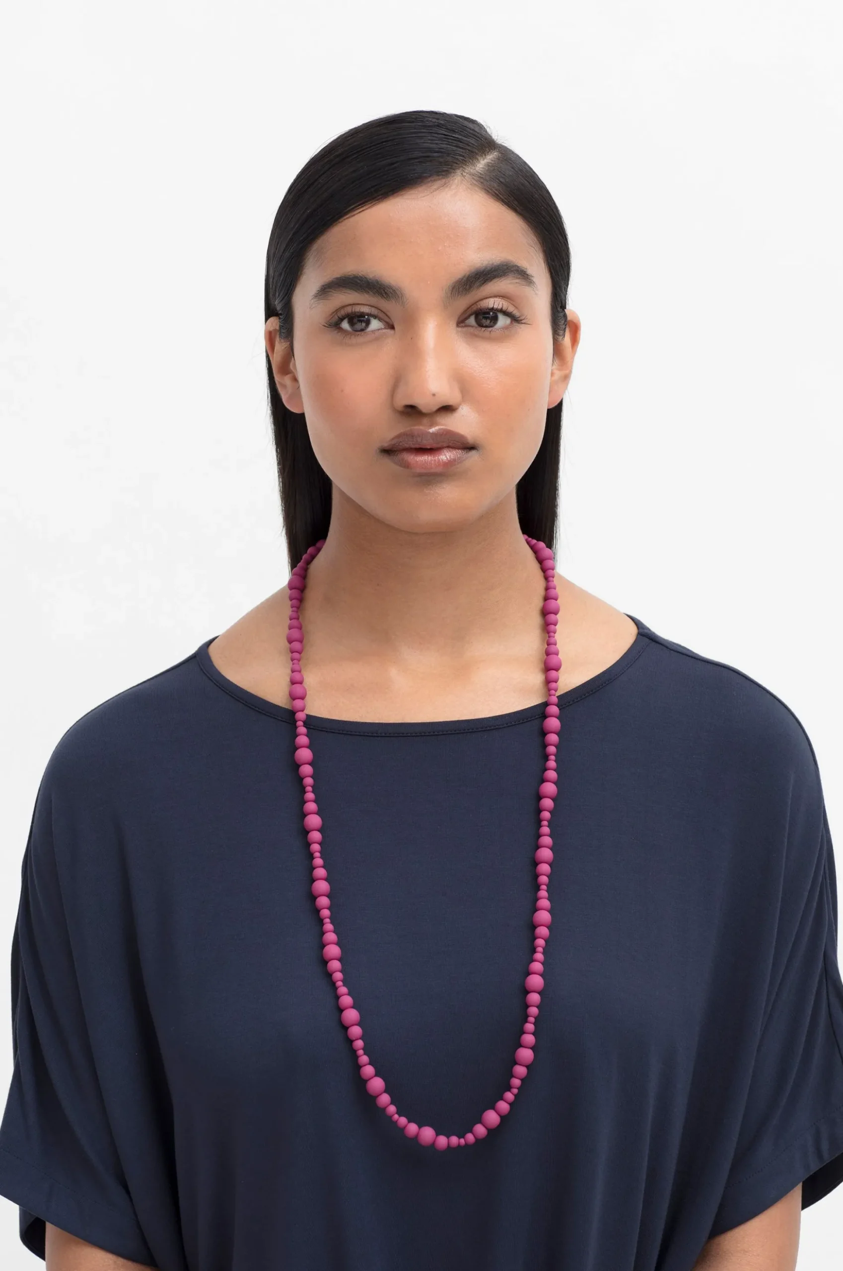 Olla Long Necklace