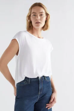 Oue Tee