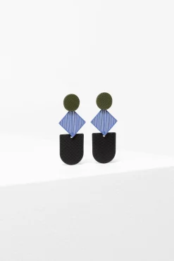 Ovek Earring