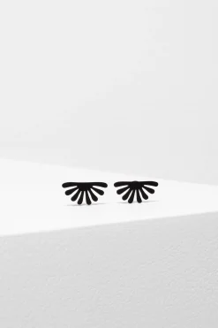 Sarn Stud Earring
