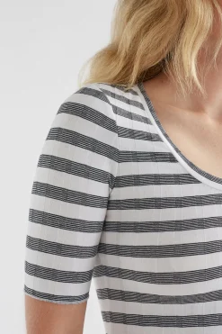 Skiva Tee