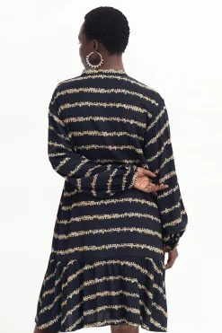 Stryd Dress
