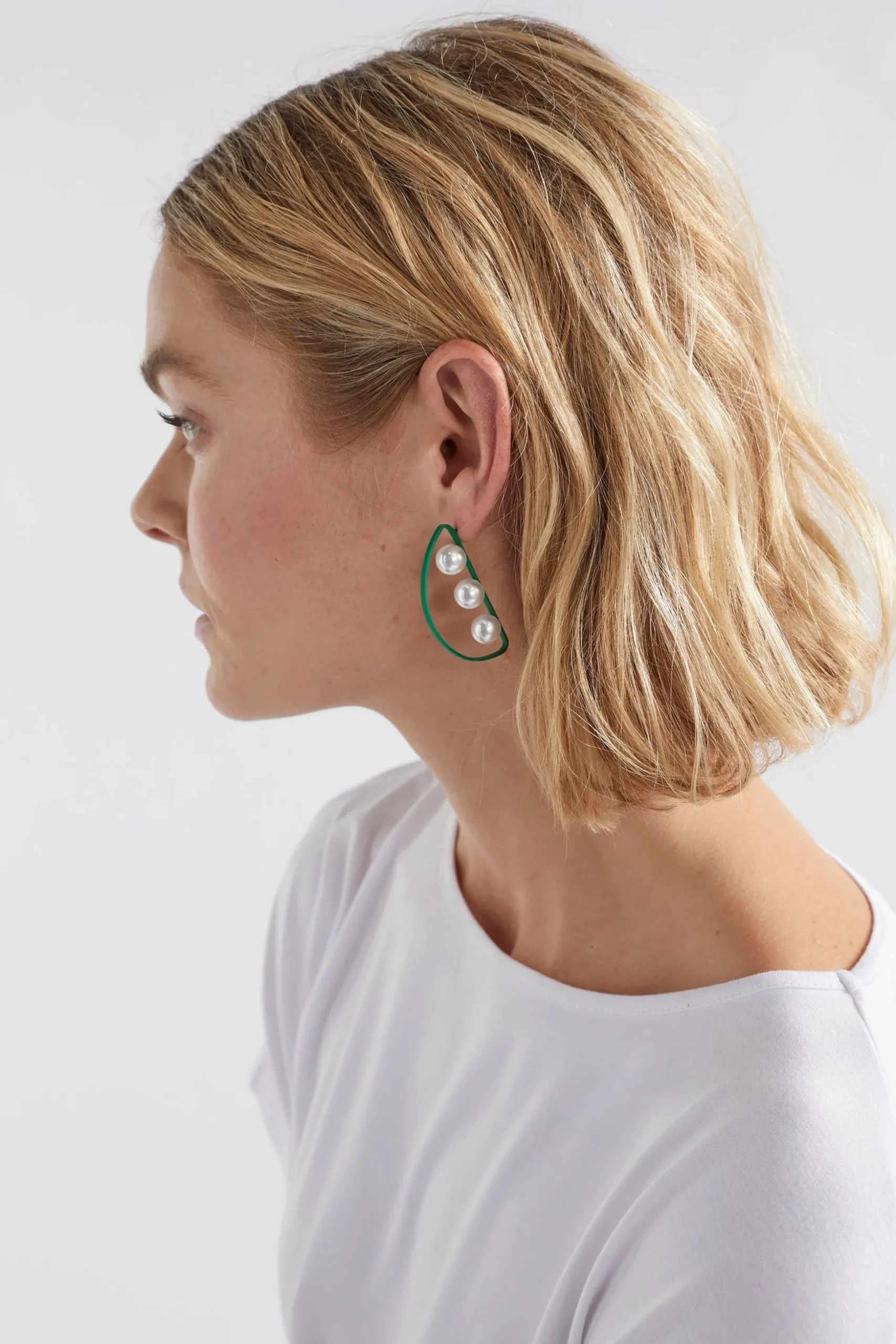 Vekk Drop Earring